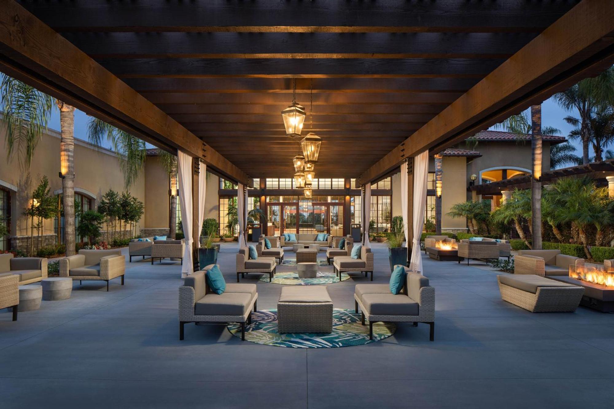 卡尔斯贝喜来登Spa度假酒店 卡尔斯巴德 外观 照片